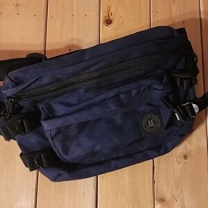 American Eagle Waist Bag Fanny Pack Blue
